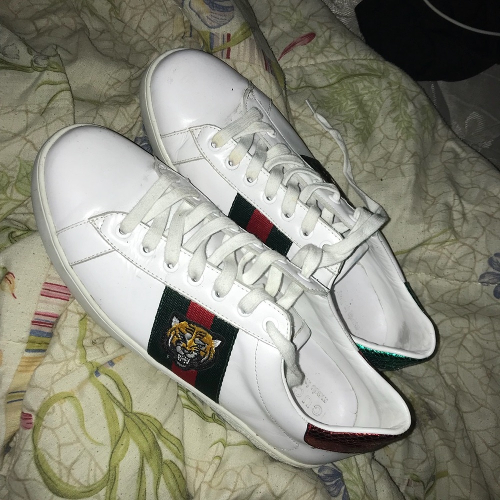 Gucci shoes 9.5